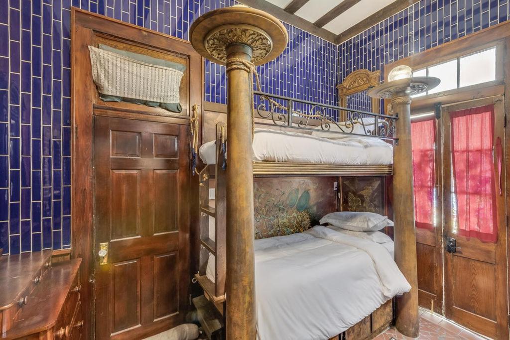 Royal Barracks Guest House 新奥尔良 外观 照片